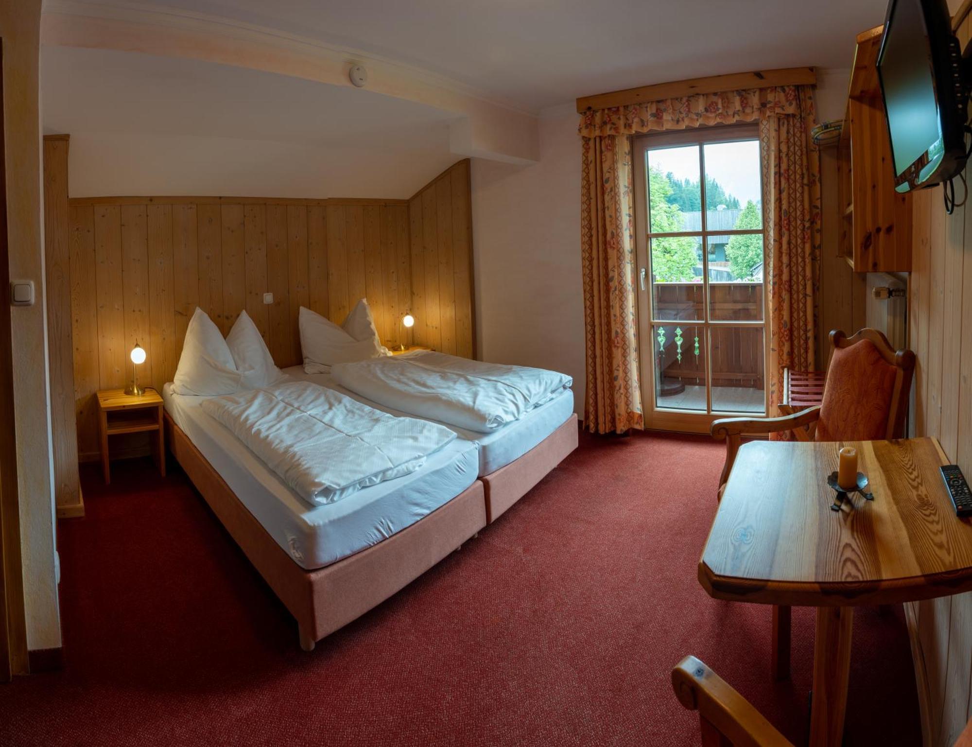 Fruehstueckspension Haus Mayr Hinterstoder Room photo